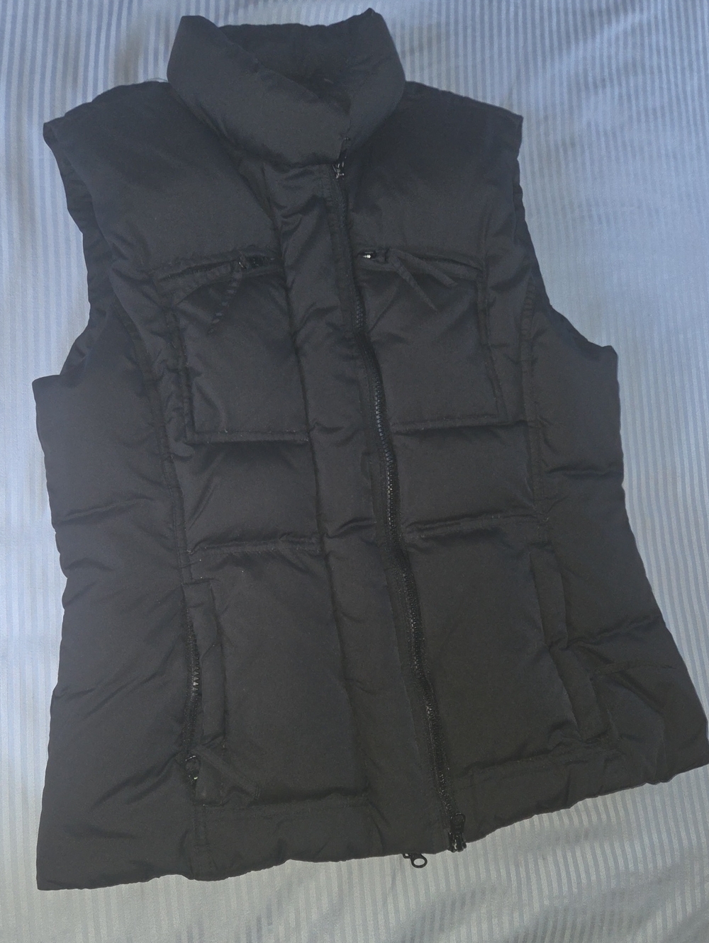 Women's Black Quilted Puffer Vest - Sleeveless Insulated Layer